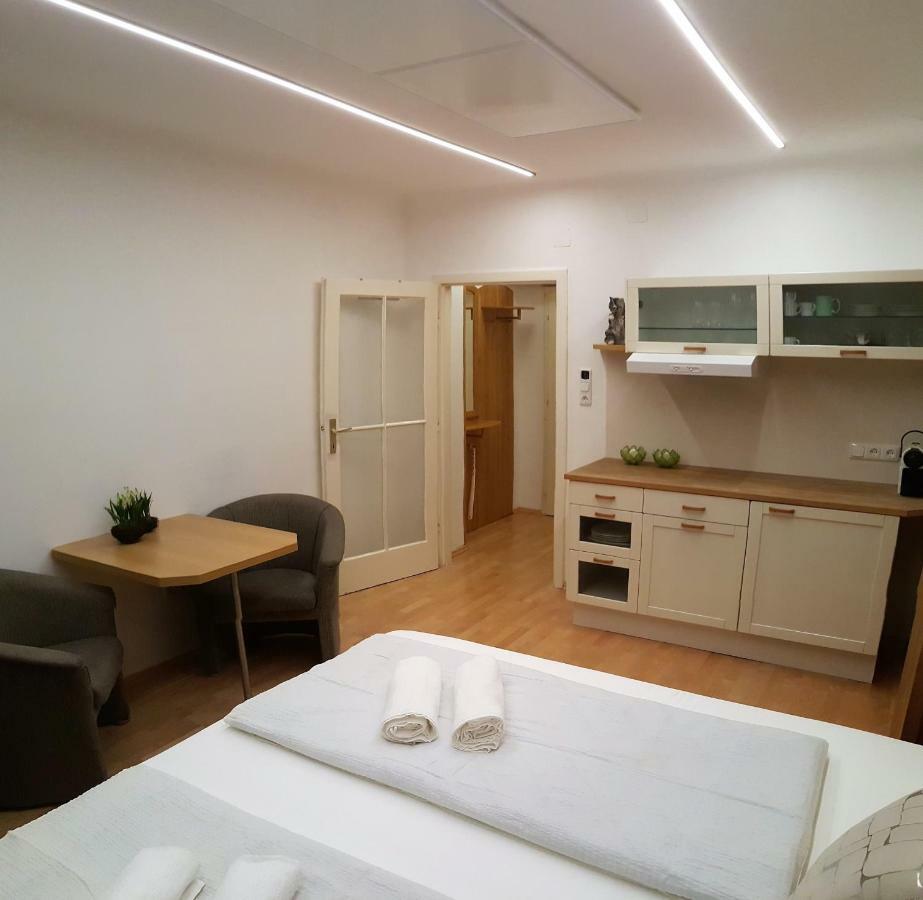 Vienna City Apartment In Mariahilfer Strasse Esterno foto